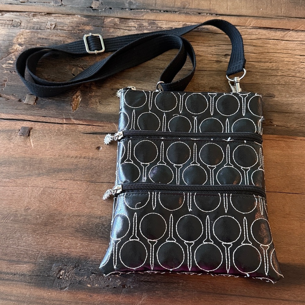 Sunny Hawaii Women’s Golf Cross Body Essential Bag